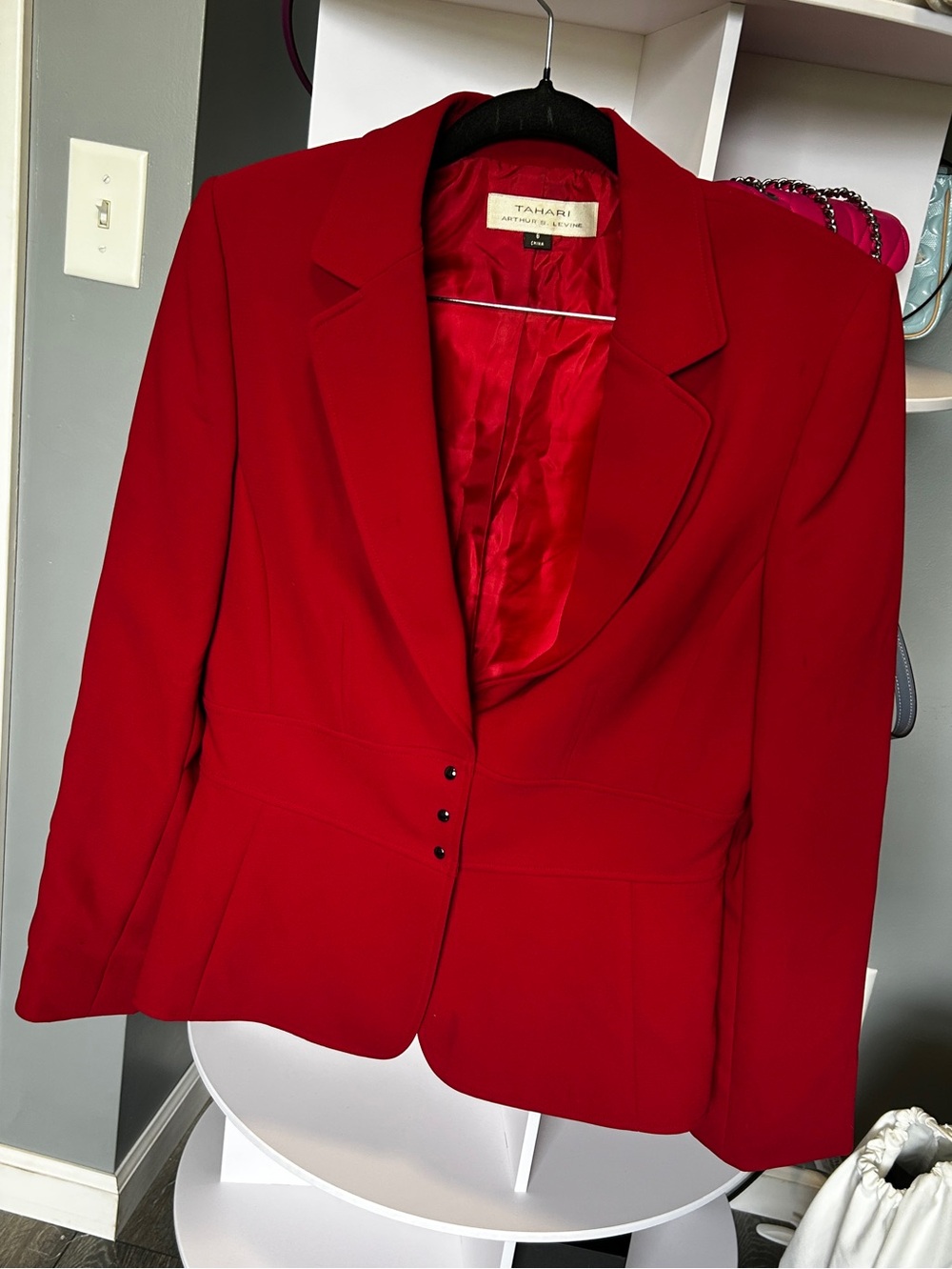 VINTAGE Tahari set